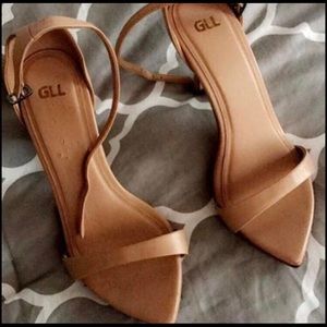 Grace loves lace Fosa heels Nude